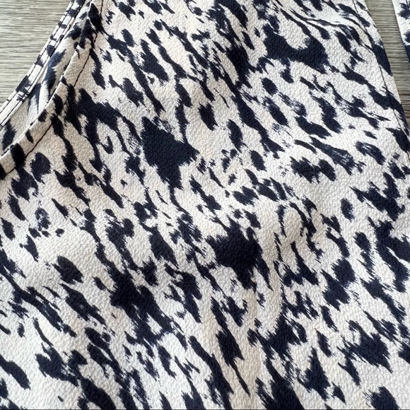 NWT LUSH Black & Ivory Perfect Sleeveless Wrap Bodysuit Size Small - Picture 6 of 12